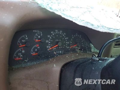 Zdjęcie 9 z 12 samochodu: 1999 FORD F250 SUPER DUTY VIN:1FTNX21L3XEA82874 - miniatura