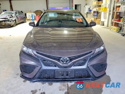 Piąte zdjęcie samochodu w środku: 2024 TOYOTA CAMRY SE VIN:4T1T11AK8RU855739 - miniatura