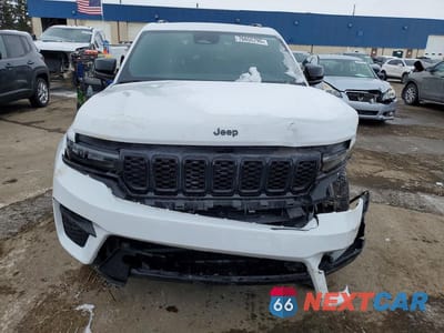 Piąte zdjęcie samochodu w środku: 2024 JEEP GRAND CHEROKEE LAREDO VIN:1C4RJHAG3RC705756 - miniatura