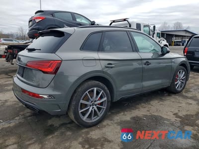 Trzecie zdjęcie samochodu z tyłu: 2024 AUDI Q5 E PREMIUM PLUS 55 VIN:WA1E2AFY6R2114521 - miniatura