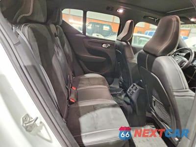 Zdjęcie 11 z 13 samochodu: 2020 VOLVO TRUCK/VAN XC40 R-DESIGN T5 4DR VIN:YV4162UM3L2222551 - miniatura