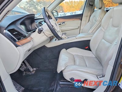 Zdjęcie 7 z 14 samochodu: 2017 VOLVO XC90 T6 VIN:YV4A22PL5H1166267 - miniatura