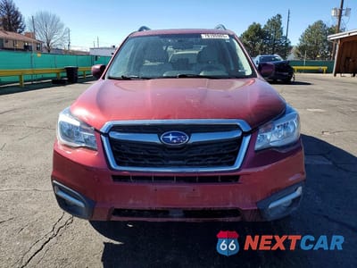 Piąte zdjęcie samochodu w środku: 2017 SUBARU FORESTER 2.5I PREMIUM VIN:JF2SJAGC8HH556180 - miniatura