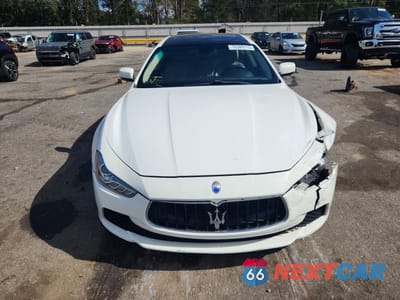Piąte zdjęcie samochodu w środku: 2015 MASERATI GHIBLI VIN:ZAM57XSA7F1155238 - miniatura