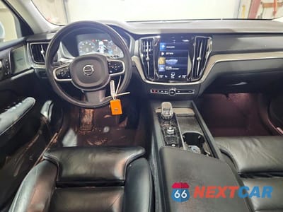 Zdjęcie 8 z 11 samochodu: 2022 VOLVO S60 B5 INSCRIPTION VIN:7JRL12TL4NG162421 - miniatura