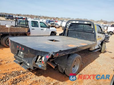 Trzecie zdjęcie samochodu z tyłu: 2016 RAM 4500 FLATBED TRUCK VIN:3C7WRLBL5GG174308 - miniatura