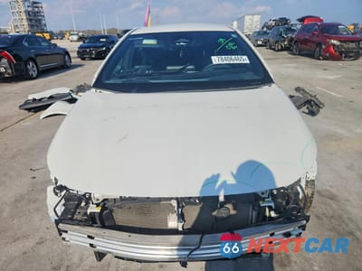 Piąte zdjęcie samochodu w środku: 2024 TOYOTA COROLLA HATCHBACK VIN:JTND4MBE7R3222578 - miniatura