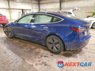 Drugie zdjęcie samochodu z przodu: 2018 TESLA MODEL 3 VIN:5YJ3E1EA6JF019578 - miniatura