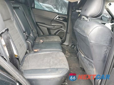 Zdjęcie 11 z 13 samochodu: 2023 MITSUBISHI OUTLANDER SE VIN:JA4J4UA87PZ033629 - miniatura