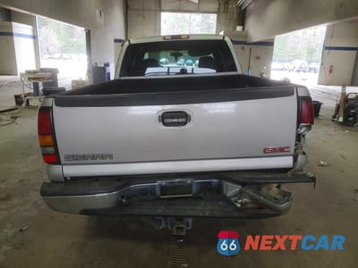 Zdjęcie 6 z 12 samochodu: 2004 GMC NEW SIERRA K1500 VIN:2GTEK19T541253067 - miniatura