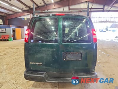 Zdjęcie 6 z 12 samochodu: 2016 CHEVROLET EXPRESS G2500 VIN:1GCWGAFF5G1230337 - miniatura