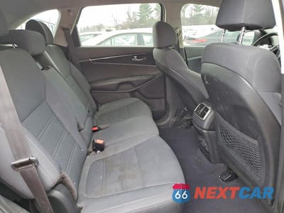 Zdjęcie 11 z 12 samochodu: 2018 KIA SORENTO LX VIN:5XYPGDA31JG348511 - miniatura