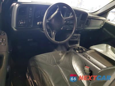 Zdjęcie 8 z 12 samochodu: 2001 GMC NEW SIERRA K1500 VIN:2GTEK19T811364515 - miniatura