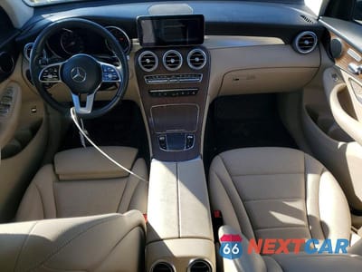 Zdjęcie 8 z 13 samochodu: 2020 MERCEDES-BENZ GLC 300 4MATIC VIN:WDC0G8EB0LF730023 - miniatura