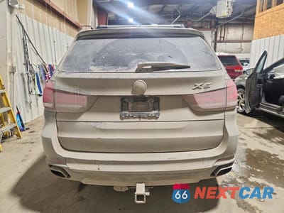 Zdjęcie 6 z 12 samochodu: 2015 BMW X5 XDRIVE50I VIN:5UXKR6C52F0J77620 - miniatura