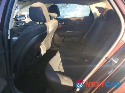 Zdjęcie 10 z 12 samochodu: 2020 KIA OPTIMA LX VIN:5XXGT4L32LG428318 - miniatura