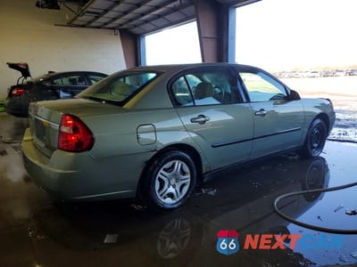 Trzecie zdjęcie samochodu z tyłu: 2005 CHEVROLET MALIBU LT VIN:1G1ZS52F25F140693 - miniatura
