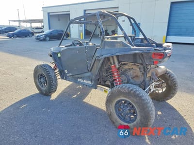 Trzecie zdjęcie samochodu z tyłu: 2016 POLARIS RZR UTILITY VEHICLE VIN:3NSVDE929GF460327 - miniatura
