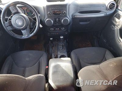 Zdjęcie 8 z 11 samochodu: 2017 JEEP WRANGLER UNLIMITED SPORT VIN:1C4BJWDG4HL530479 - miniatura
