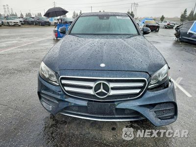 Piąte zdjęcie samochodu w środku: 2017 MERCEDES-BENZ E 300 VIN:WDDZF4JB8HA022739 - miniatura