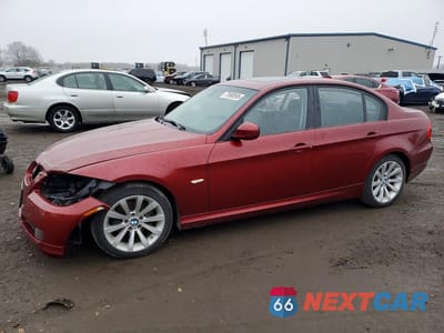 2011 BMW 328 I WBAPH7C50BE678564 - główne zdjęcie licytacji z USA - miniatura