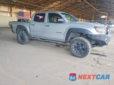 Czwarte zdjęcie samochodu z boku: 2008 TOYOTA TACOMA V6 VIN:5TELU42N18Z527025 - miniatura