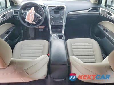 Zdjęcie 8 z 12 samochodu: 2019 FORD FUSION S VIN:3FA6P0G77KR126941 - miniatura