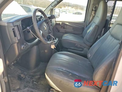 Zdjęcie 7 z 13 samochodu: 2012 CHEVROLET EXPRESS G1500 VIN:1GCSGAFX1C1173216 - miniatura