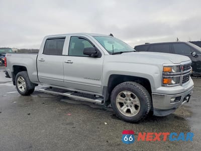 Czwarte zdjęcie samochodu z boku: 2015 CHEVROLET SILVERADO K1500 LT VIN:3GCUKREC2FG115299 - miniatura