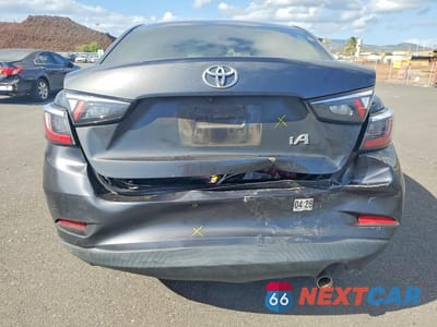 Zdjęcie 6 z 12 samochodu: 2017 TOYOTA YARIS IA VIN:3MYDLBYV4HY155609 - miniatura