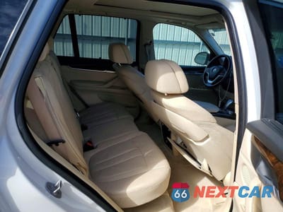 Zdjęcie 11 z 12 samochodu: 2015 BMW X5 SDRIVE35I VIN:5UXKR2C5XF0H36858 - miniatura