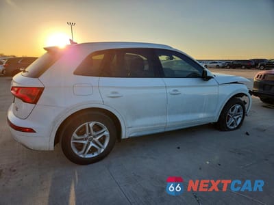 Trzecie zdjęcie samochodu z tyłu: 2018 AUDI Q5 PREMIUM VIN:WA1ANAFYXJ2101720 - miniatura