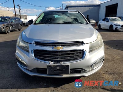 Piąte zdjęcie samochodu w środku: 2016 CHEVROLET CRUZE LIMITED LS VIN:1G1PC5SG5G7217437 - miniatura