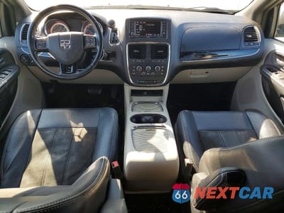 Zdjęcie 8 z 13 samochodu: 2019 DODGE GRAND CARAVAN SXT VIN:2C4RDGCG8KR751014 - miniatura