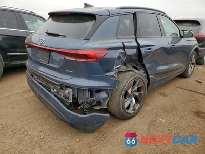 Trzecie zdjęcie samochodu z tyłu: 2025 AUDI Q6 E-TRON PREMIUM PLUS VIN:WA124BGF3SA055830 - miniatura