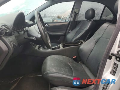 Zdjęcie 7 z 11 samochodu: 2004 MERCEDES-BENZ C 320 VIN:WDBRF64J74F482169 - miniatura