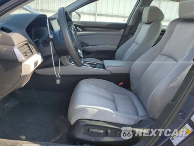 Zdjęcie 7 z 13 samochodu: 2018 HONDA ACCORD EX VIN:1HGCV1F49JA147591 - miniatura