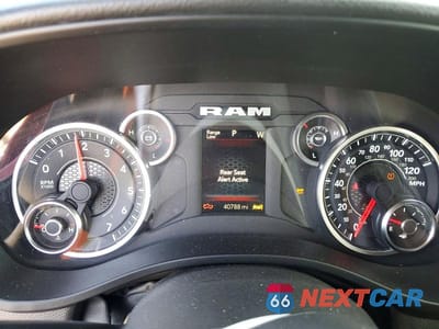 Zdjęcie 9 z 12 samochodu: 2025 RAM 1500 TRADESMAN VIN:1C6RREGGXSN580772 - miniatura