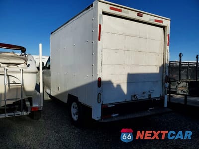 Drugie zdjęcie samochodu z przodu: 2004 GMC SAVANA BOX TRUCK VIN:1GDGG31V241902294 - miniatura