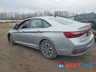 Drugie zdjęcie samochodu z przodu: 2025 VOLKSWAGEN JETTA S VIN:3VW5X7BU2SM025361 - miniatura