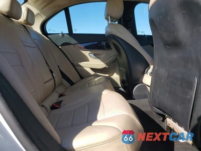 Zdjęcie 10 z 12 samochodu: 2017 MERCEDES-BENZ C 300 4MATIC VIN:55SWF4KB9HU198829 - miniatura