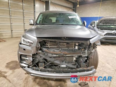 Piąte zdjęcie samochodu w środku: 2019 INFINITI QX80 LUXE VIN:JN8AZ2NC5K9460833 - miniatura