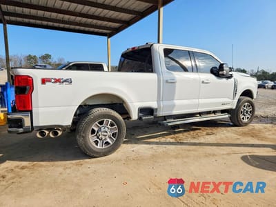 Trzecie zdjęcie samochodu z tyłu: 2025 FORD F250 SUPER DUTY VIN:1FT8W2BT9SED11582 - miniatura