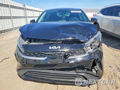Piąte zdjęcie samochodu w środku: 2024 KIA FORTE LXS VIN:3KPF24AD9RE696083 - miniatura