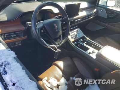 Zdjęcie 8 z 12 samochodu: 2022 LINCOLN AVIATOR RESERVE VIN:5LM5J7XC3NGL06824 - miniatura