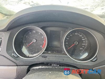 Zdjęcie 9 z 11 samochodu: 2015 VOLKSWAGEN JETTA BASE VIN:3VW2K7AJ1FM419674 - miniatura