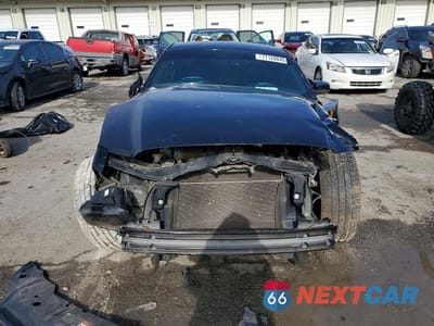 Piąte zdjęcie samochodu w środku: 2014 FORD MUSTANG VIN:1ZVBP8AM6E5289820 - miniatura