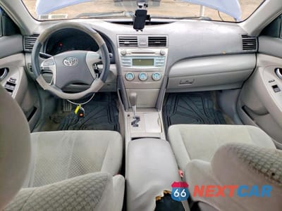Zdjęcie 8 z 12 samochodu: 2009 TOYOTA CAMRY LE VIN:4T1BE46KX9U381139 - miniatura