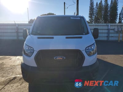 Piąte zdjęcie samochodu w środku: 2024 FORD TRANSIT T VIN:1FTBR1Y80RKB90124 - miniatura