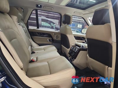 Zdjęcie 11 z 12 samochodu: 2022 LAND ROVER RANGE ROVER VIN:SALGR2SU4NA464564 - miniatura